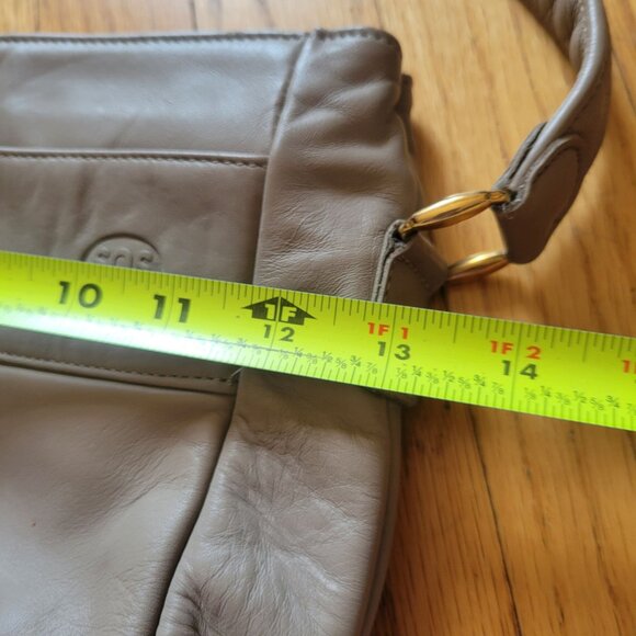 SAS Beige Leather Crossbody Bag With Adjustable Strap - Picture 7 of 9